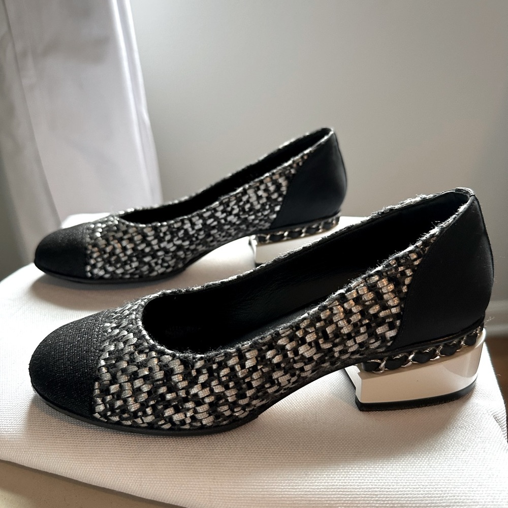 Chanel tweed block heel pumps